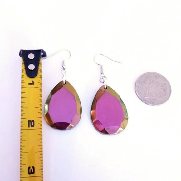 Purple and green color shift chameleon chrome teardrop dangle earrings new resin - Picture 3 of 4